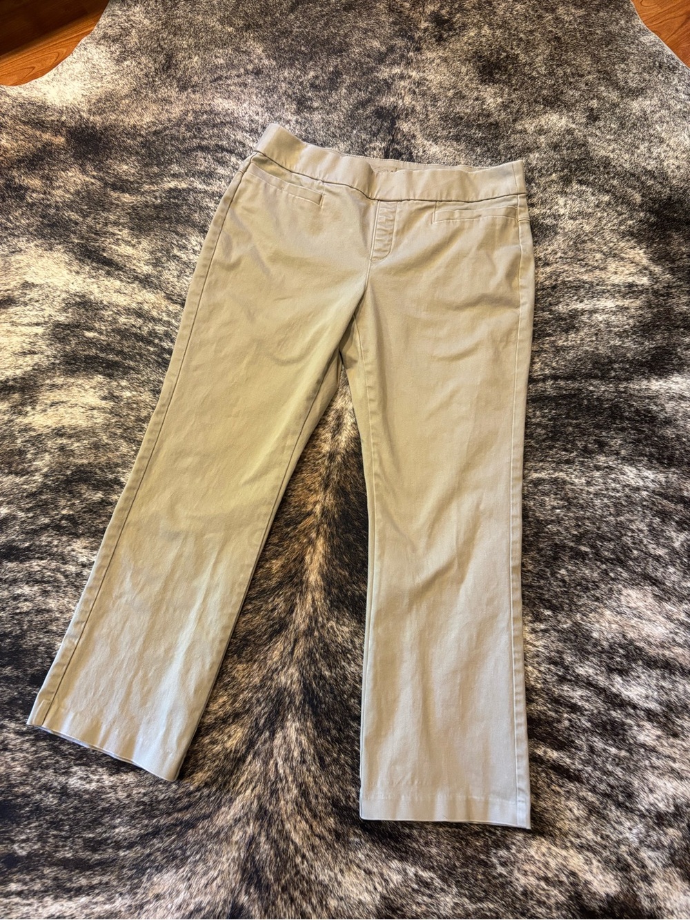 Lee Women’s Style Up Kahkis, Size 14 Short
